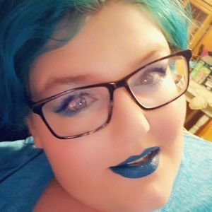 Meet your Posher, Sapphire